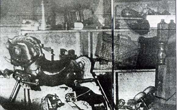 The Jeffrey MacDonald Case: CJ000180.JPG: Representation of north bedroom (Kristen's) in the Jeffrey MacDonald apartment at 544 Castle Drive, facing south